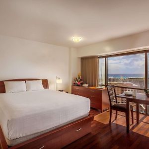 Suite Harbor or Ocean View